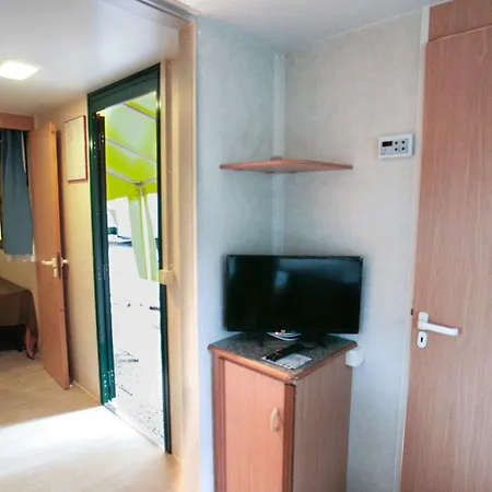 Отель Mobilehomes In 50786 3*