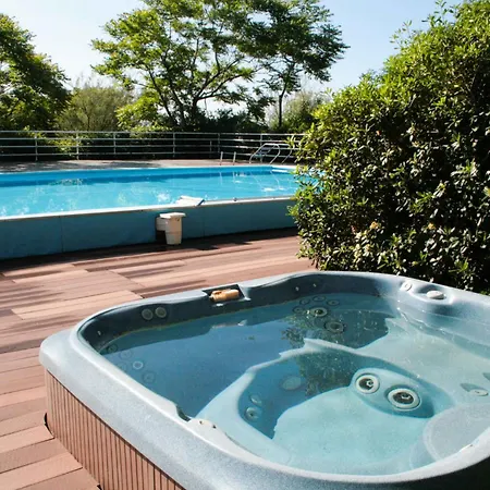 Mobilehomes In 50786 Отель